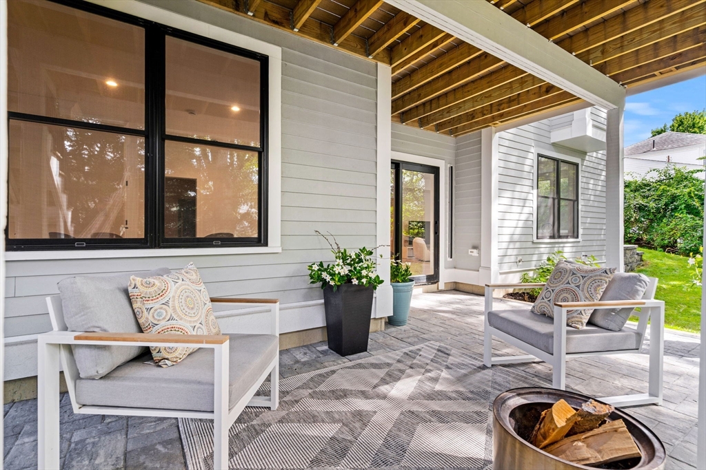 39 Donna Rd