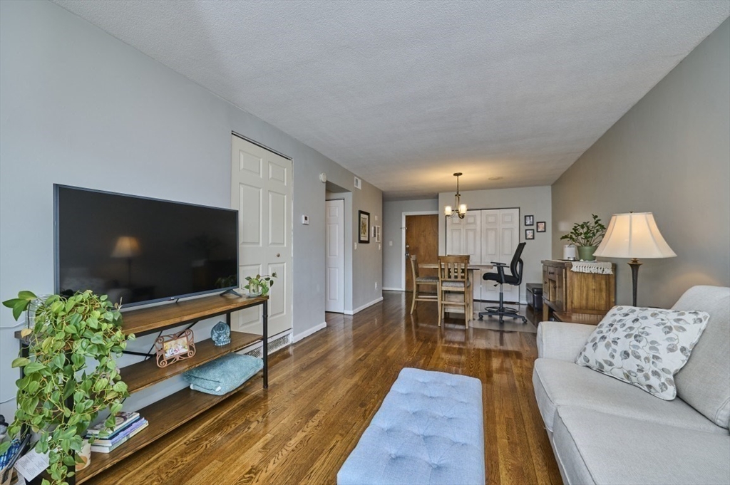 790 Hyde Park Ave 24