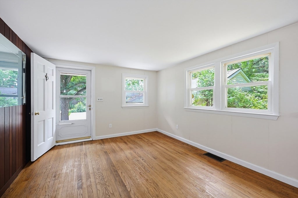 214 School Street, Acton, MA, 214 School Street, Acton, MA Photo #6