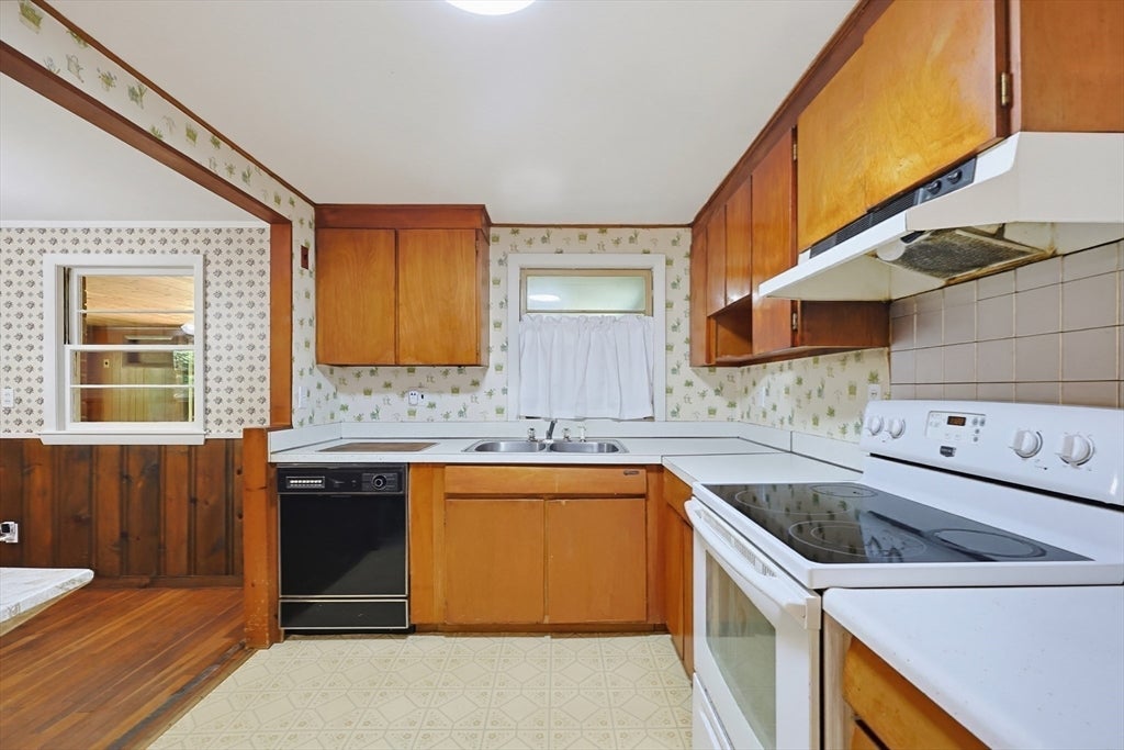 214 School Street, Acton, MA, 214 School Street, Acton, MA Photo #13