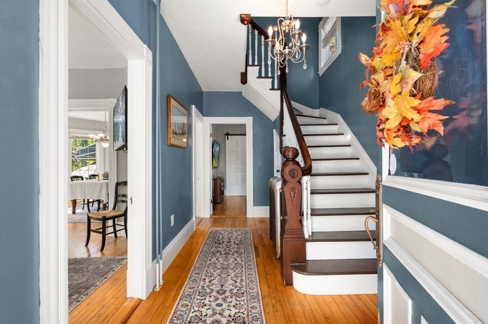 15 Perry St, Danvers, MA Photo #4
