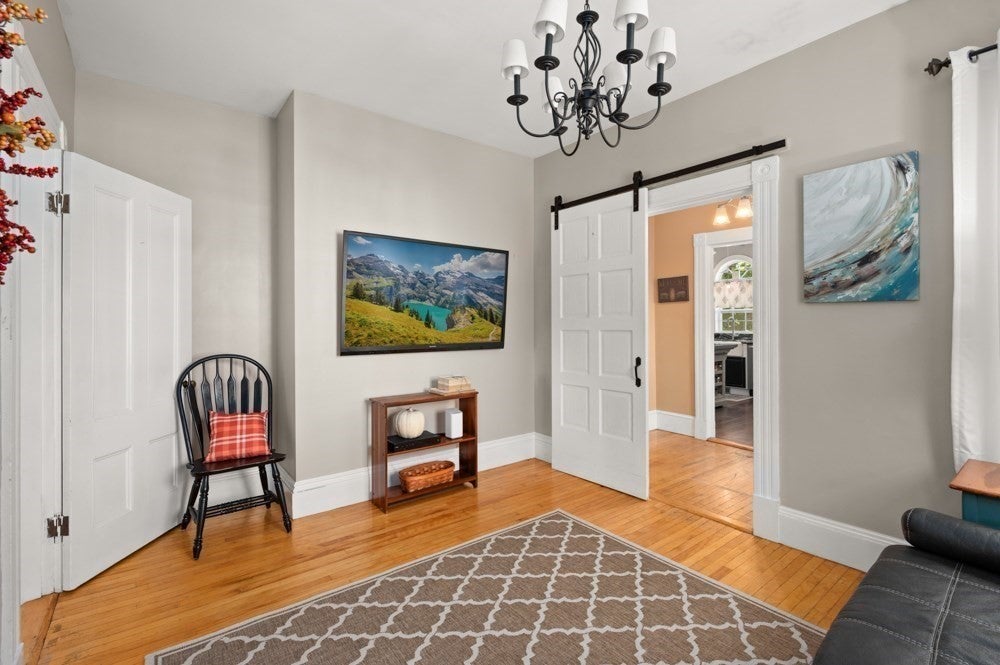 15 Perry St, Danvers, MA Photo #22