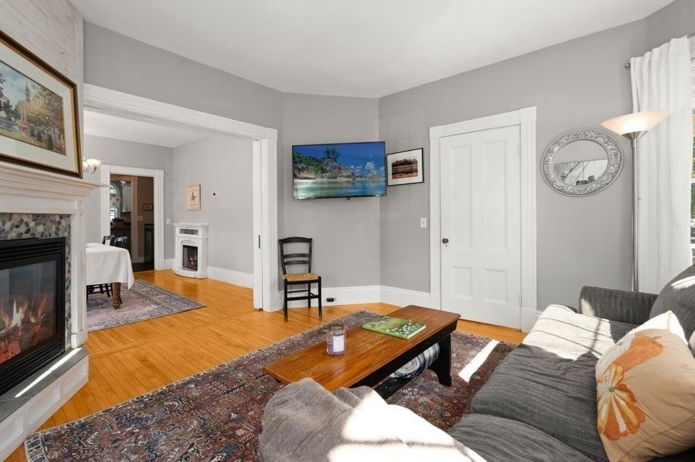 15 Perry St, Danvers, MA Photo #18