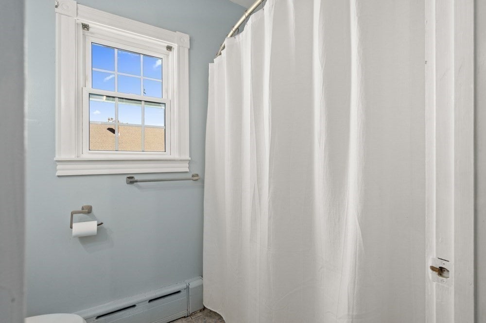 15 Perry St, Danvers, MA Photo #31
