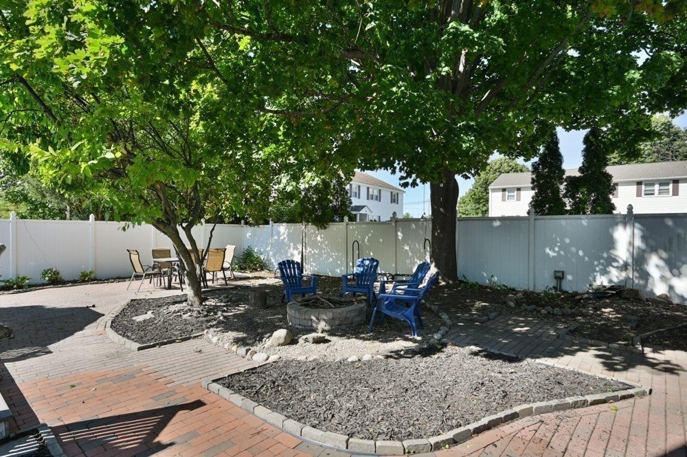 15 Perry St, Danvers, MA Photo #35