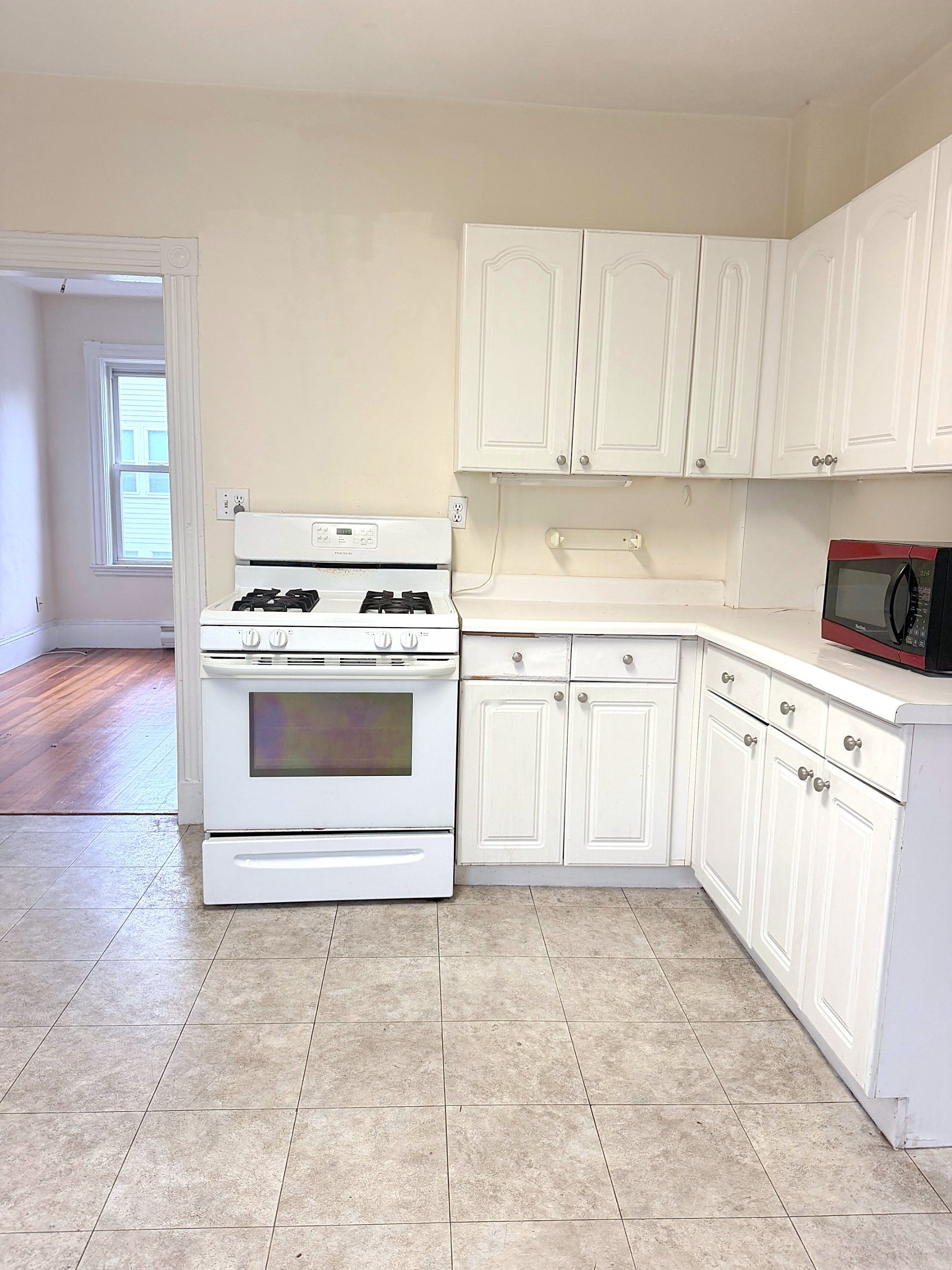 377A Cardinal Medeiros AVE #6, Cambridge, MA Photo #7
