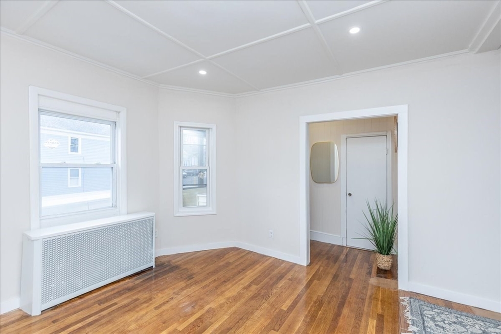 129-131 Lexington Street