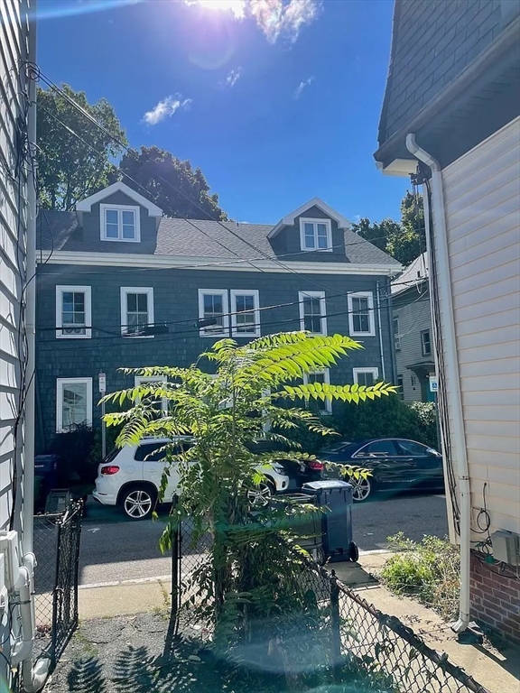 25 Andrew St #2, Cambridge, MA Photo #9