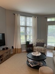 501 Commerce Dr 2110