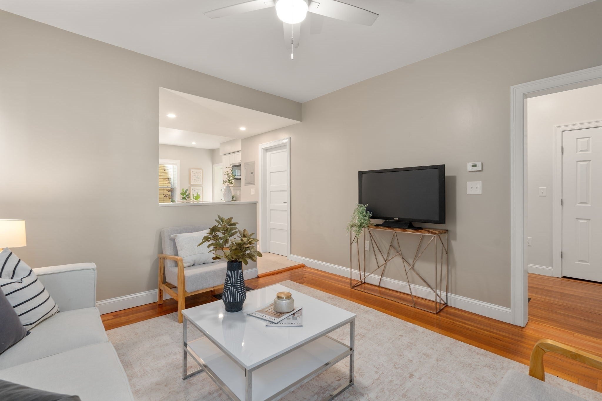 121 Highland Rd #1, Somerville, MA Photo #7