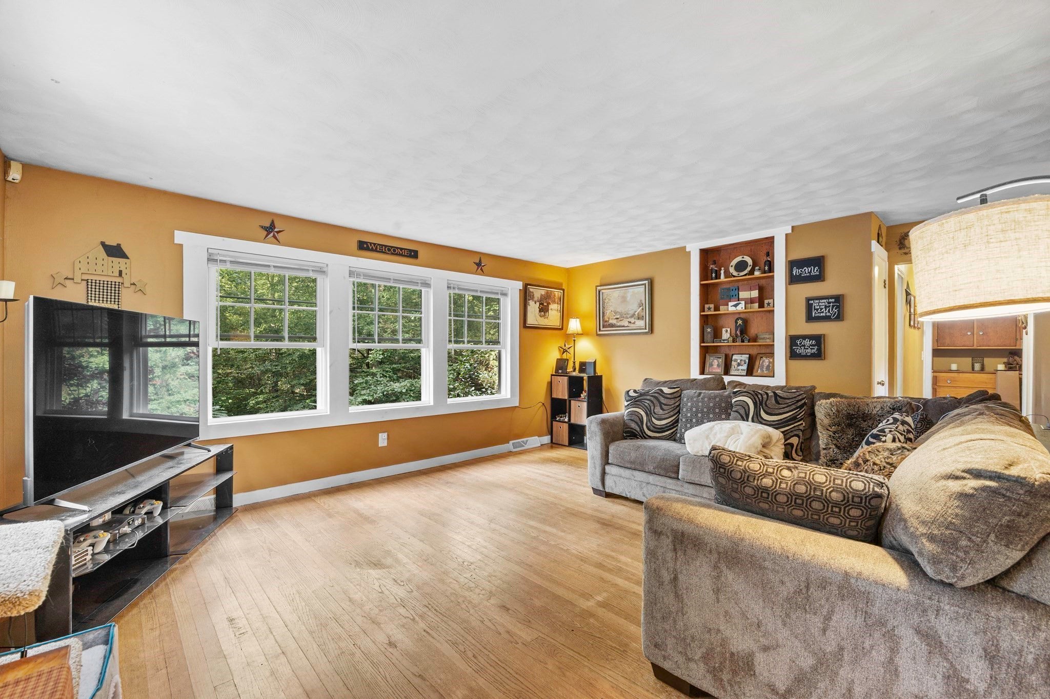 101 Wales Rd, Monson, MA Photo #2