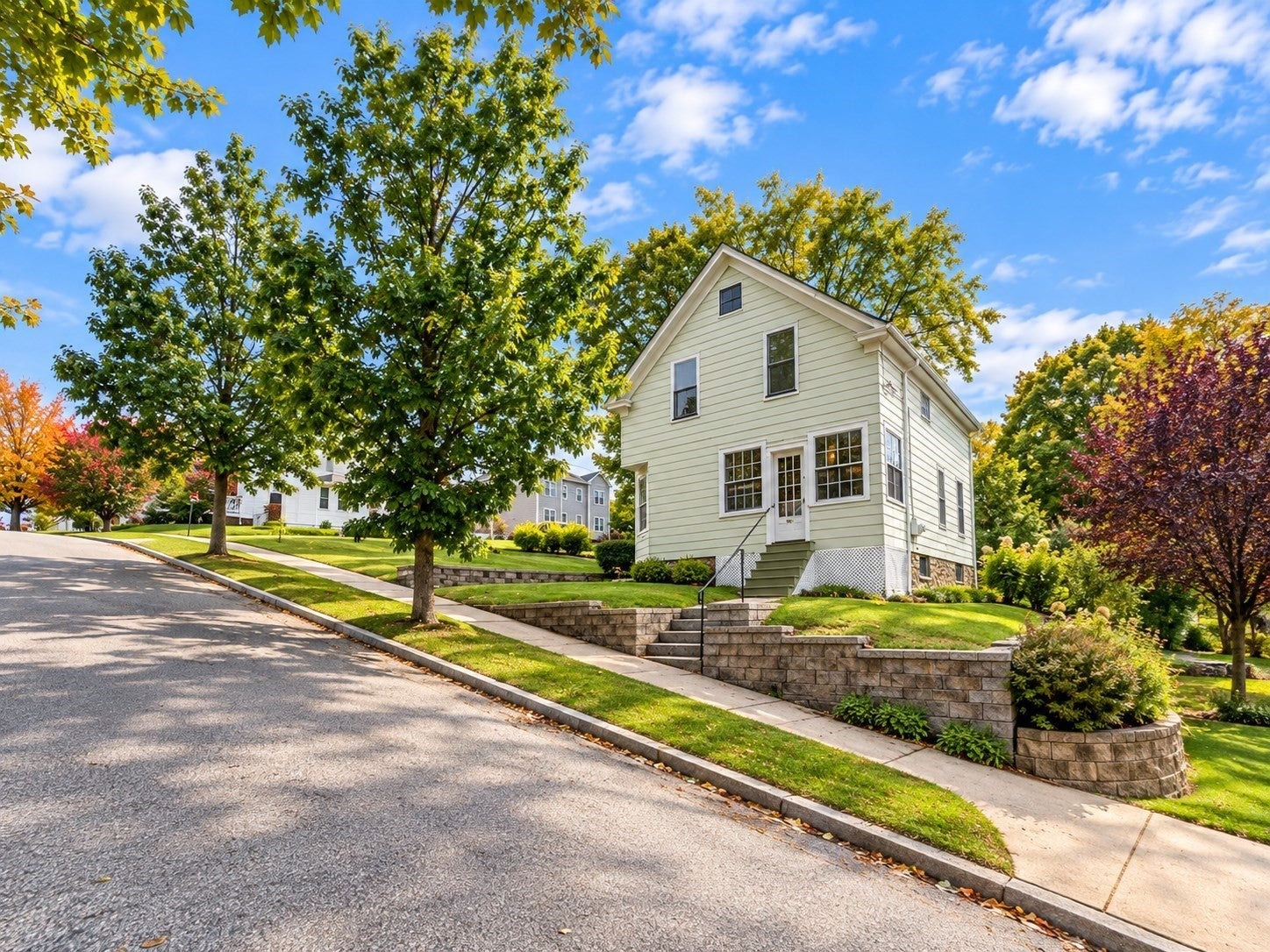 26 Merrill Rd, Worcester, MA, 26 Merrill Rd, Worcester, MA Photo #2