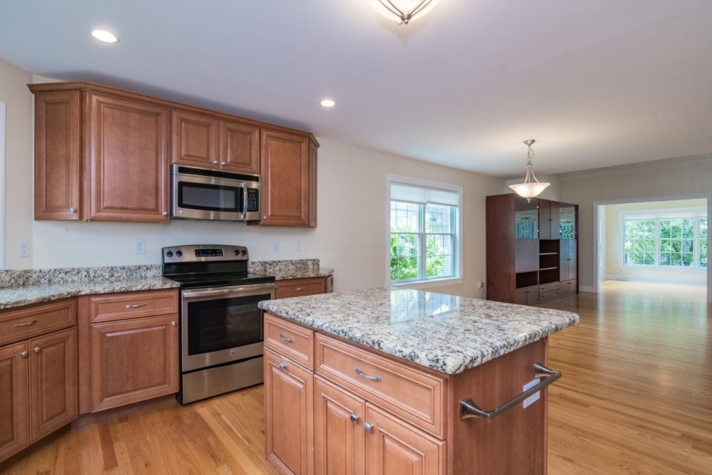 20 Bridge Rd #33, Northampton, MA, 20 Bridge Rd #33, Northampton, MA Photo #11