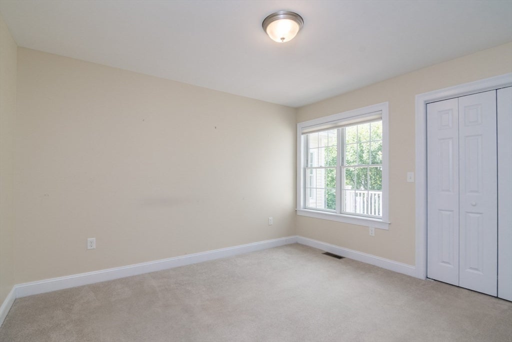 20 Bridge Rd #33, Northampton, MA, 20 Bridge Rd #33, Northampton, MA Photo #24