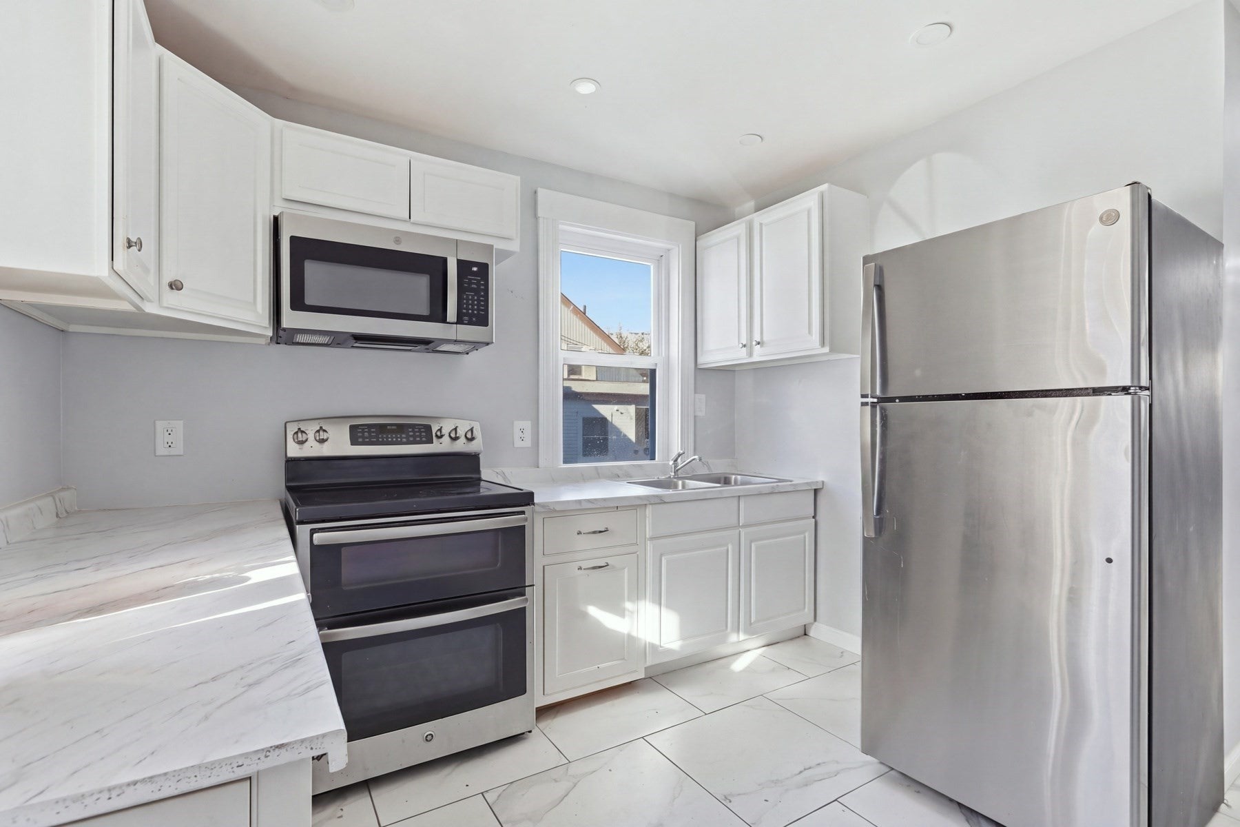 11 Beacon St, Lawrence, MA, 11 Beacon St, Lawrence, MA Photo #12