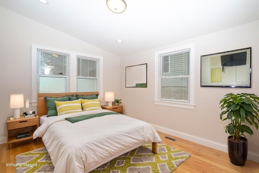 592 Poplar St, Boston, MA, 592 Poplar St, Boston, MA Photo #5