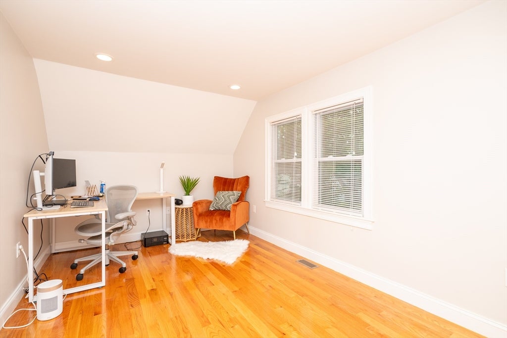 592 Poplar St, Boston, MA, 592 Poplar St, Boston, MA Photo #12