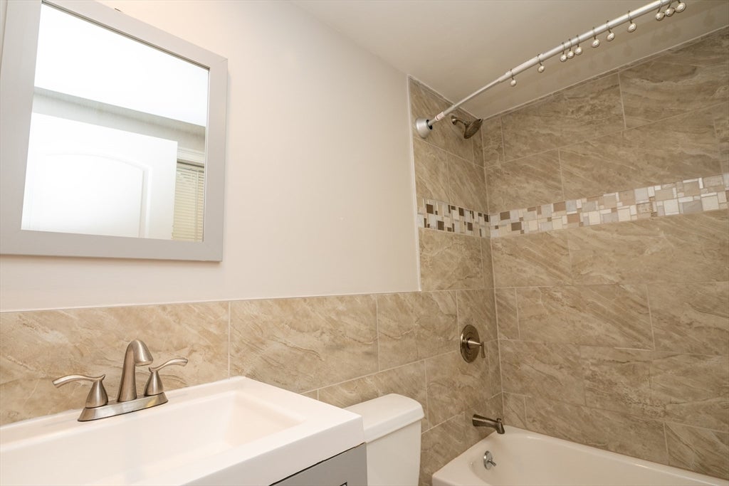 592 Poplar St, Boston, MA, 592 Poplar St, Boston, MA Photo #6