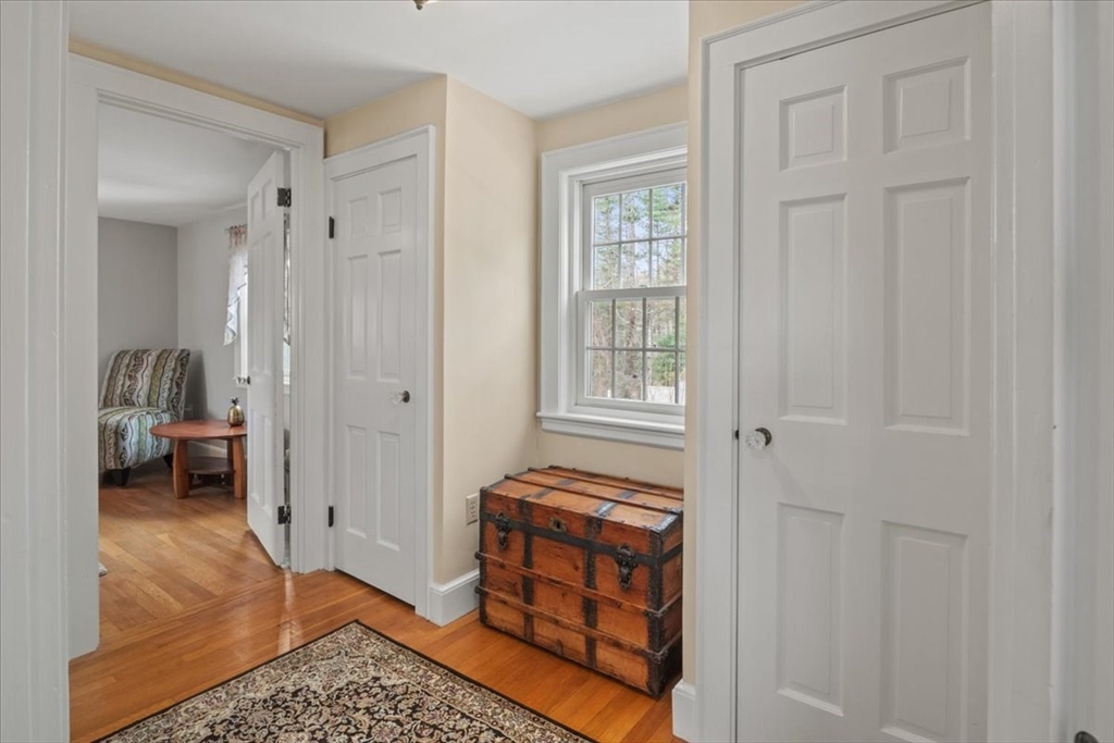 Holliston, Massachusetts 01746, United States, 3 Bedrooms Bedrooms, ,2 BathroomsBathrooms,Residential,Active,107876