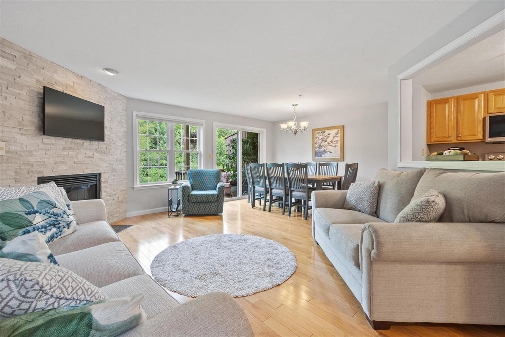 35 Green Briar Rd 35