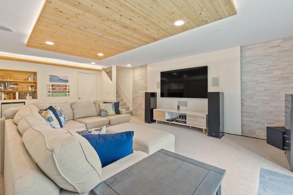 35 Green Briar Rd #35, Fitchburg, MA, 35 Green Briar Rd #35, Fitchburg, MA Photo #2