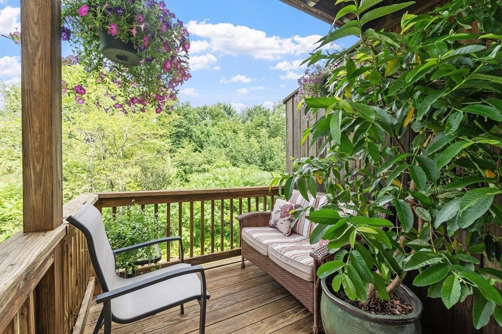 35 Green Briar Rd 35