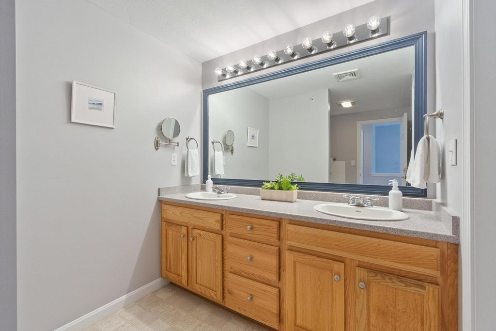 35 Green Briar Rd #35, Fitchburg, MA, 35 Green Briar Rd #35, Fitchburg, MA Photo #25