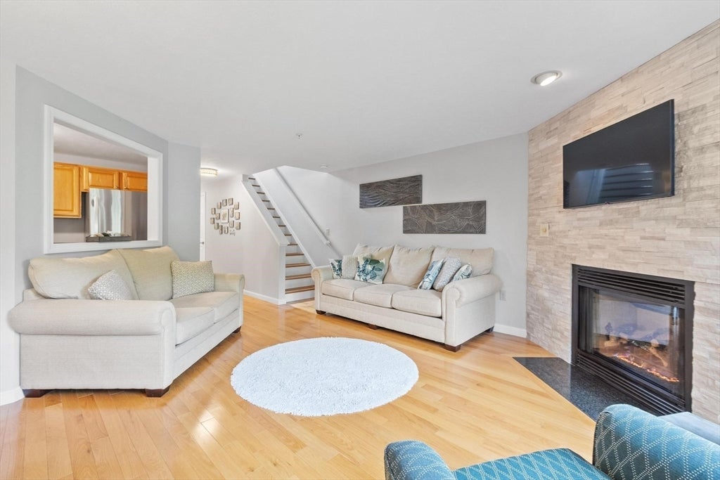 35 Green Briar Rd 35