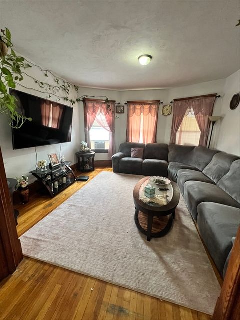 Photo of 47 Arlington St #3, Worcester, MA 01604 (MLS # 73445394)