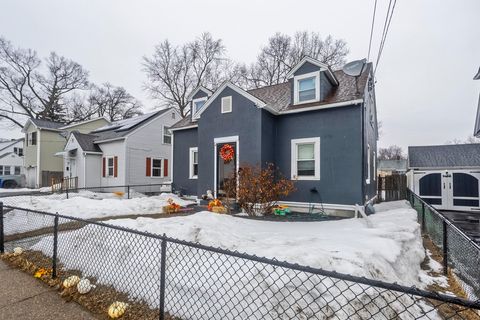 Photo of 35 Merrimac Ave, Springfield, MA 01105 (MLS # 73484325)