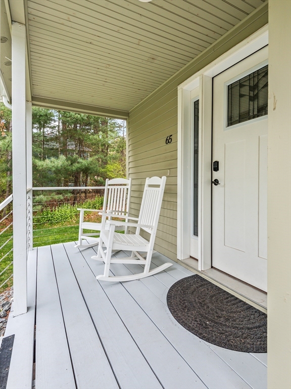 65 Briarcliff Ln, Holliston, MA Photo #5