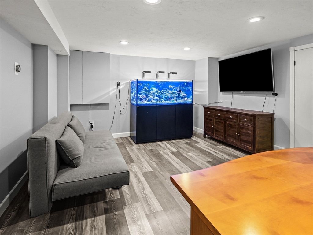 65 Briarcliff Ln, Holliston, MA Photo #32