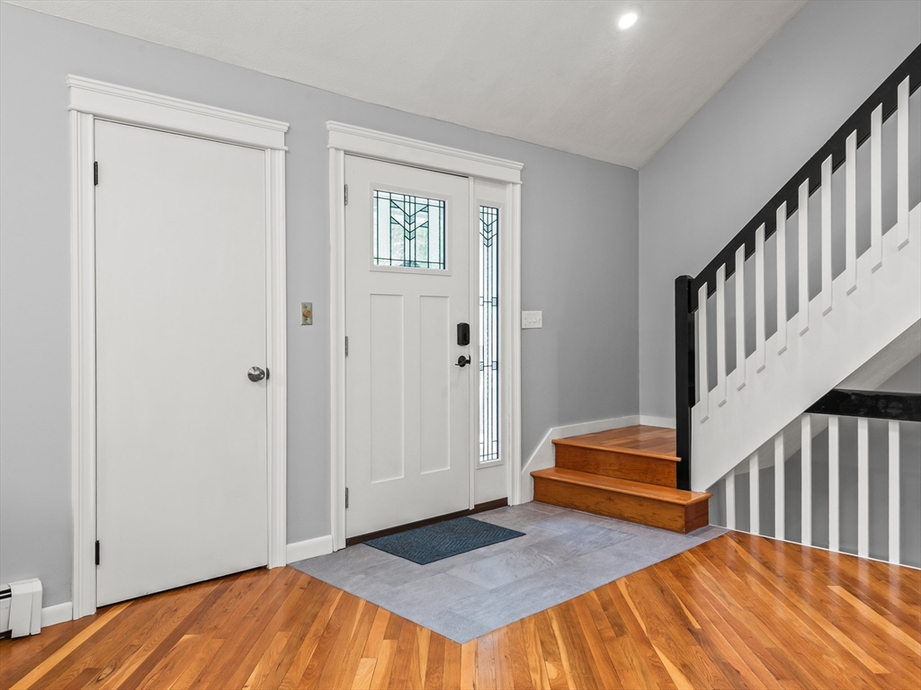 65 Briarcliff Ln, Holliston, MA Photo #9