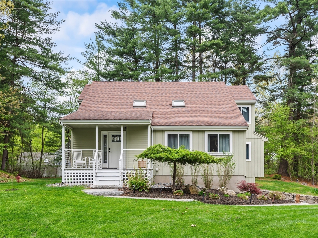 65 Briarcliff Ln, Holliston, MA Photo #4