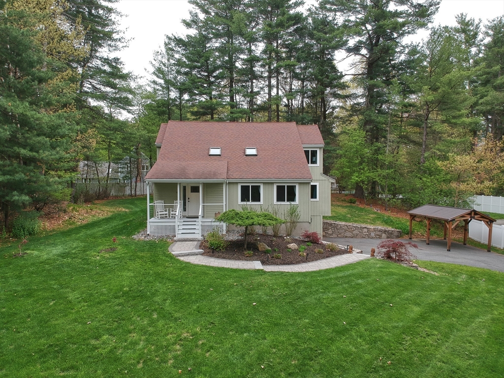 65 Briarcliff Ln, Holliston, MA Photo #1