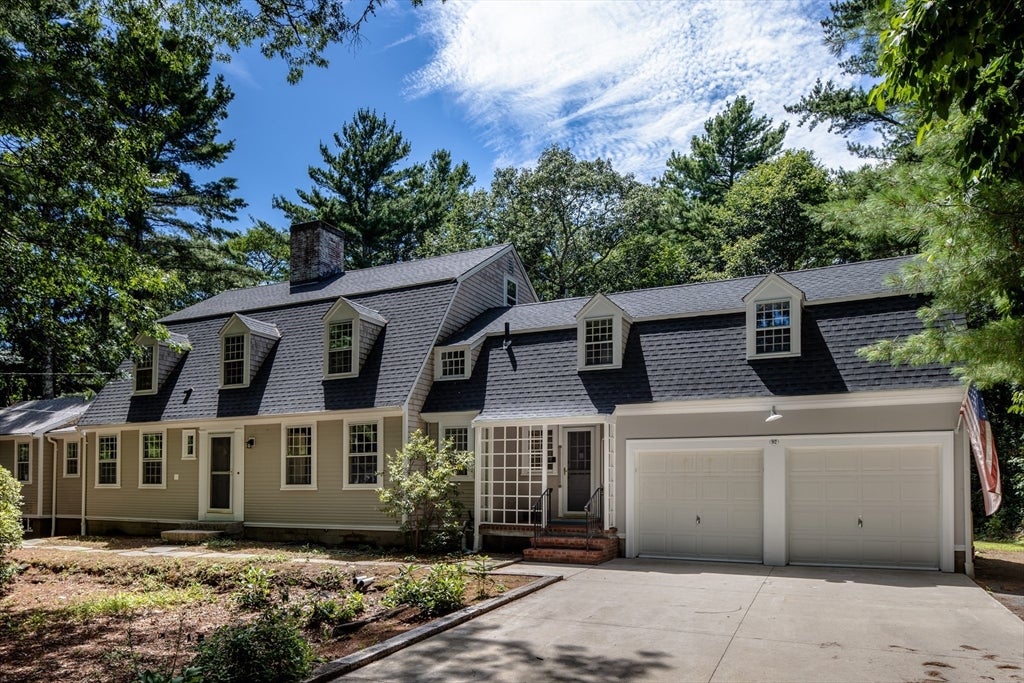 92 Front St, Marion, MA Photo #1