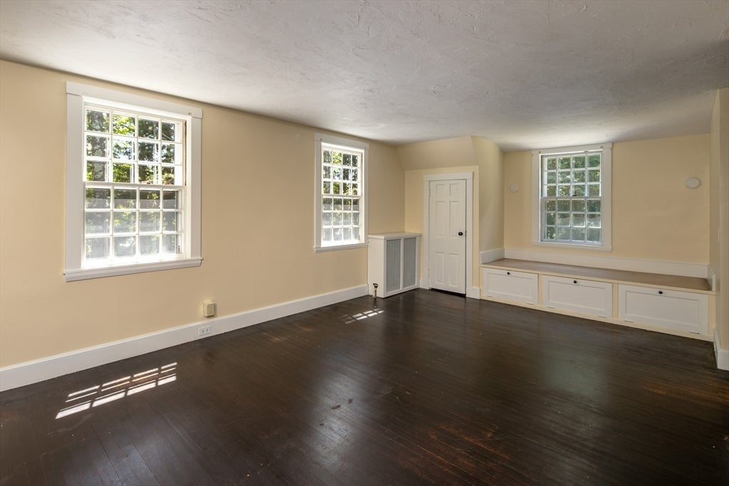 92 Front St, Marion, MA Photo #24