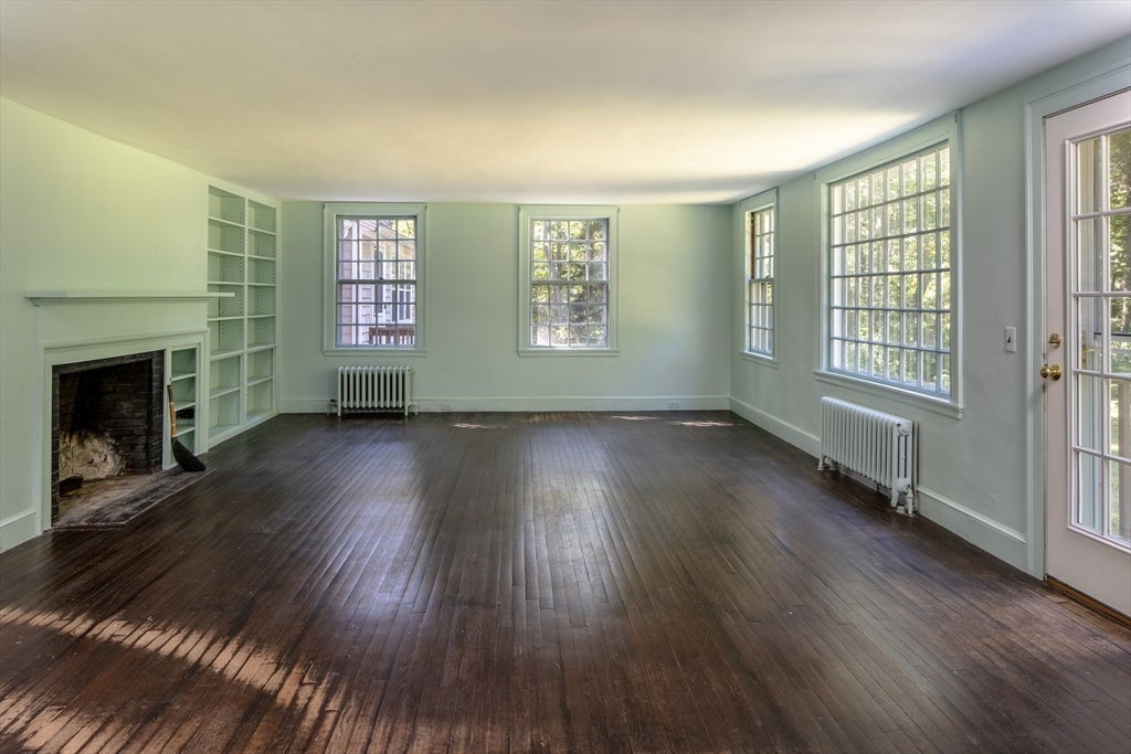 92 Front St, Marion, MA Photo #14