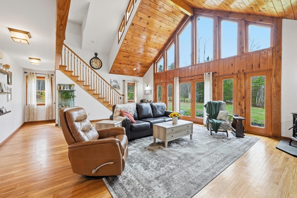 61 Monson Turnpike Rd