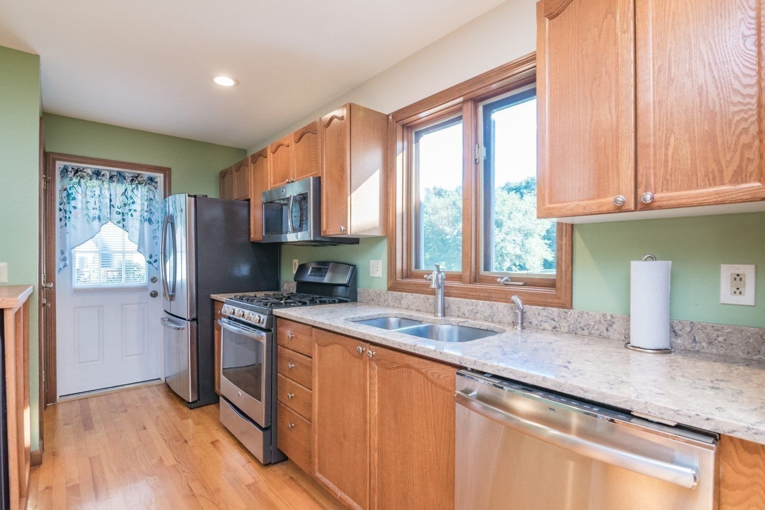 303 Alvord Pl #303, South Hadley, MA, 303 Alvord Pl #303, South Hadley, MA Photo #10