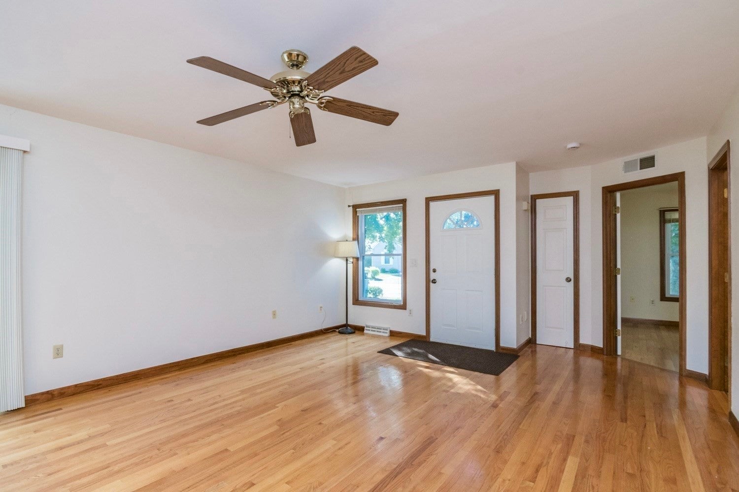 303 Alvord Pl #303, South Hadley, MA, 303 Alvord Pl #303, South Hadley, MA Photo #5
