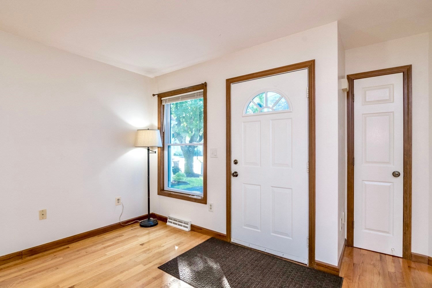 303 Alvord Pl #303, South Hadley, MA, 303 Alvord Pl #303, South Hadley, MA Photo #3