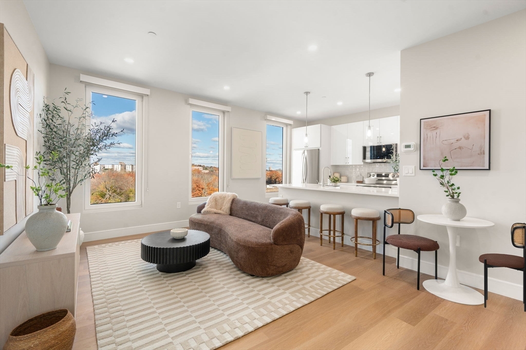 40 Soldiers Field Place 409