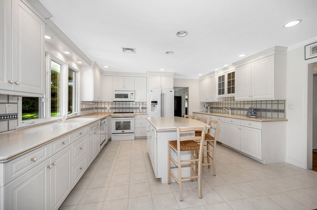246 Highland Rd