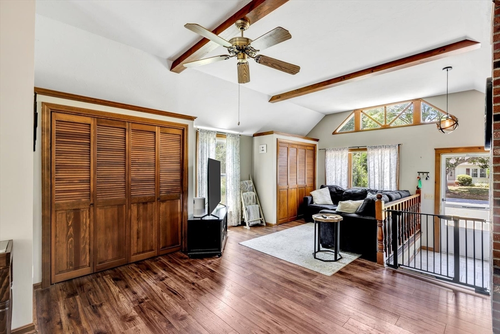114 Witchwood Rd