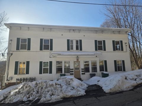 Photo of 40 Garnet Street #3, Fitchburg, MA 01420 (MLS # 73480991)