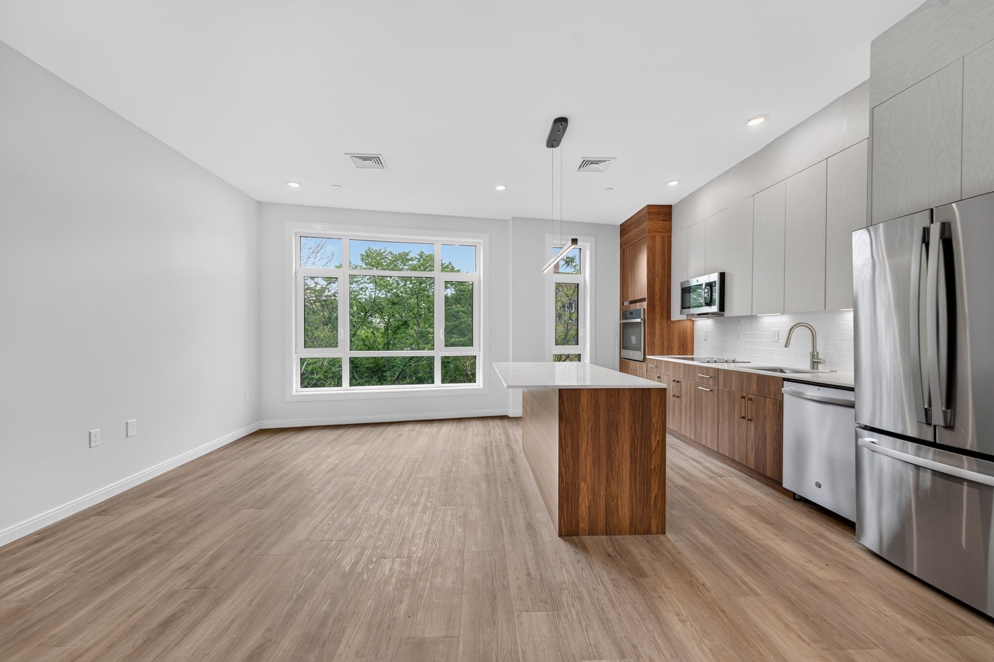 13 Warwick St #306, Somerville, MA Photo #14