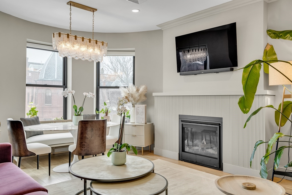 119 Saint Botolph St 3