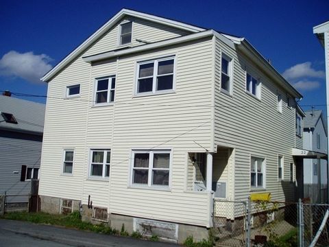 22 Sachem St Fall River MA 02724