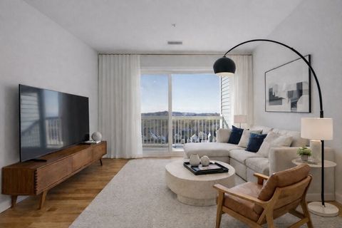 4 Stratton Dr 308 Woburn MA 01801